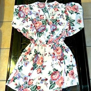 MIMI CHICA EUC SZ L PINK DRESS WITH ROSES